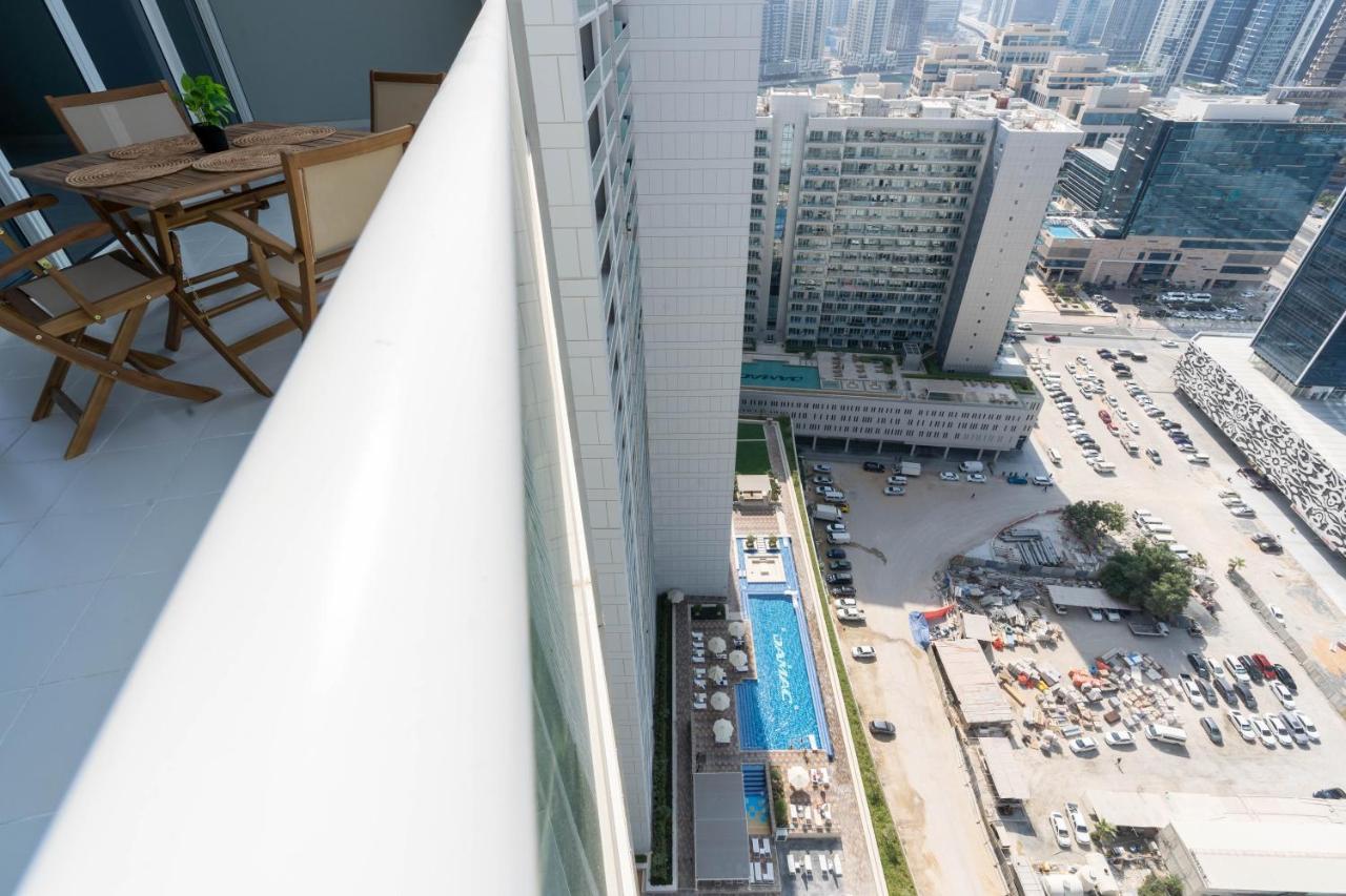 Delightful 2Br Apartment At Reva Residences Dubai Exterior foto